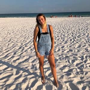 Meet your Posher, Anna